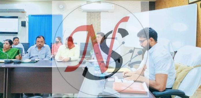 08 Samaj Klyan Vibhag Ki Samiksha Karte Dc & Any Chatra
