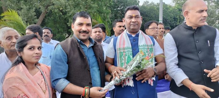 27 Petrol Pamp Ka Udghatan Karte Mantri Chatra