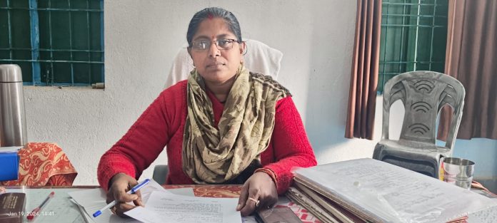 19 Jankari Deti Warden Chatra