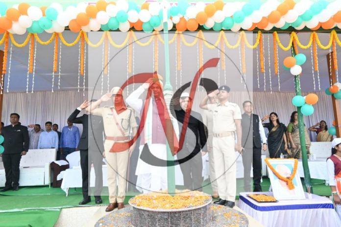 16 Mukhy Samaroh Me Mantri, Dc & Any Chatra