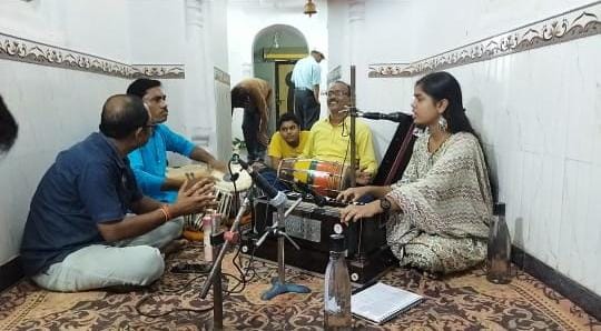 27 Shrkrishna Janmashtami Par Prastuti Deti Kalakar Chatra