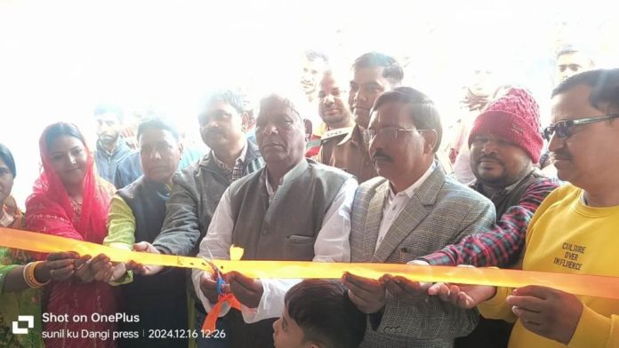 16 Prtishthan Ka Udghatan Karte Atithi Chatra