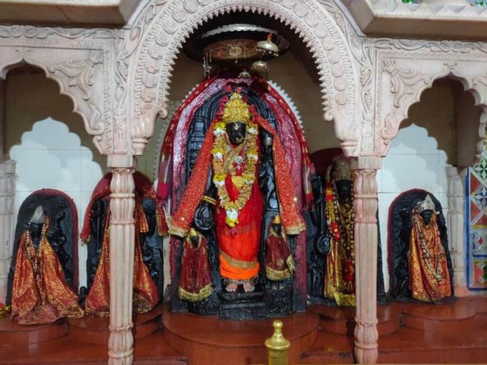 31 Mata bhadrkali ki partima chatra