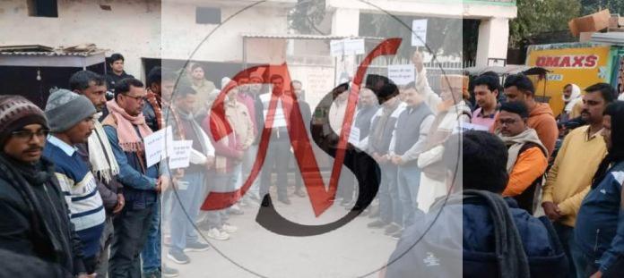 06 Shik Sabha Me Shamil Patrkar & Any Chatra
