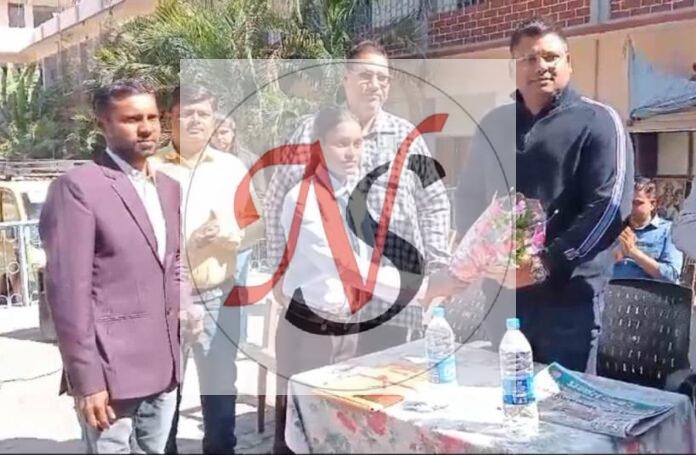 09 Grding Pariksha Me Shamil Atithi & Bachche Chatra