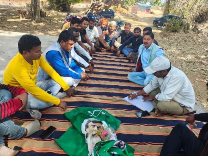 16 Baithak me Upasthit JMM Karykrta Chatra