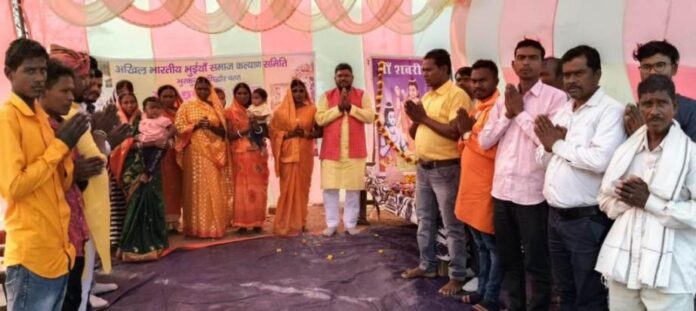 22 Mata Shabri Ke Puja Me Shamil Log Chatra