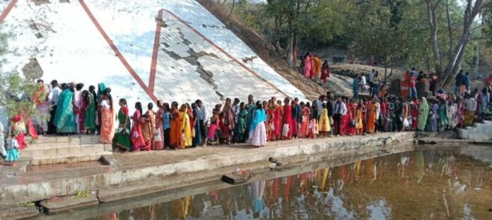 26 Shivratri Par Mahadev Math Me Umadi Bhid Chatra