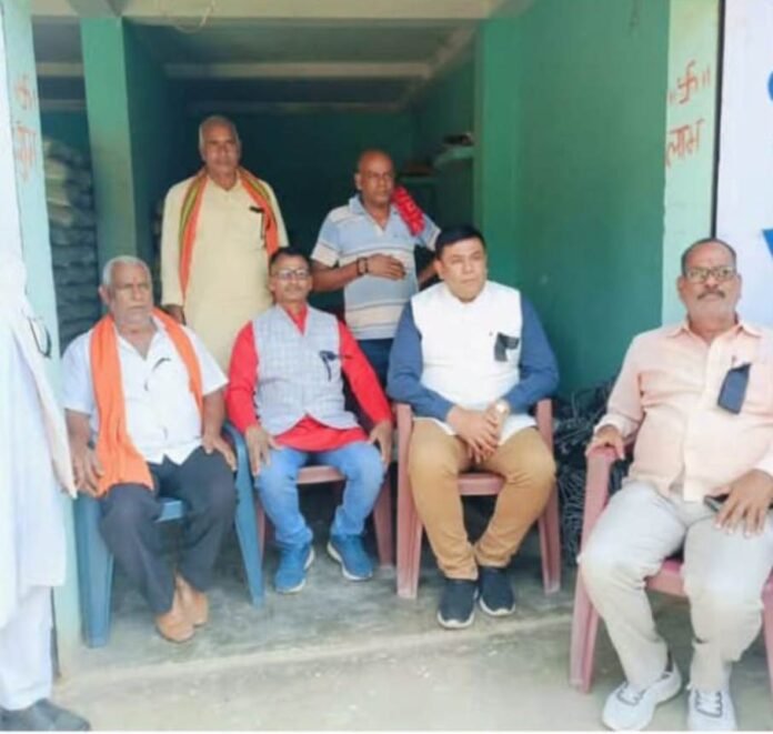 01 Kala Billa Lagakar Viroddh Karte MLA & BJP Neta Chatra