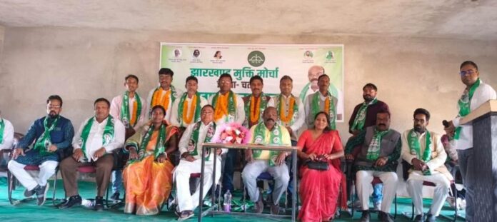 06 Jmm Ke Baithak me Neta & Karykrta Chatra