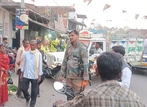 10 Jam Hatwate Police Karmi Chatra