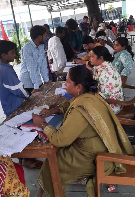22 Prvesh Patr Ka Vitran Karte Shikshak Chatra