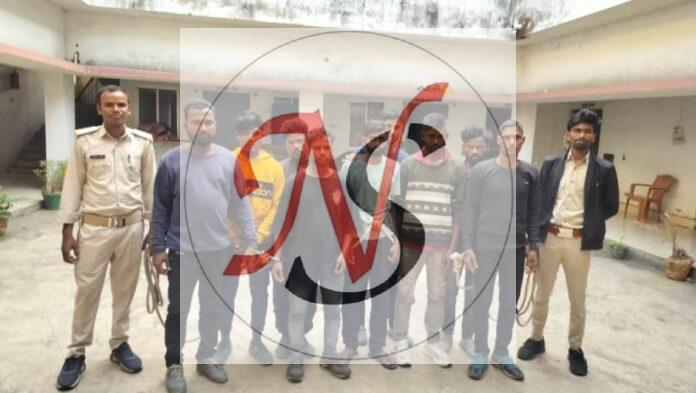 24 Giraftar Chor Chatra
