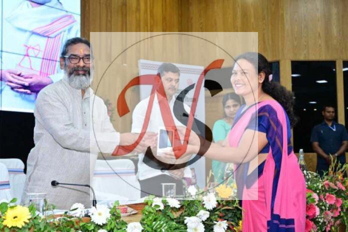 26 Smartphon Ka Vitran Karte Cm