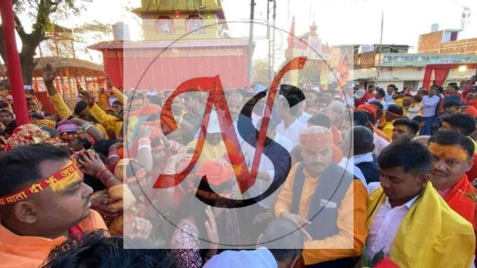30 Kalsh Yatra Me Shamil MP & Any Chatra