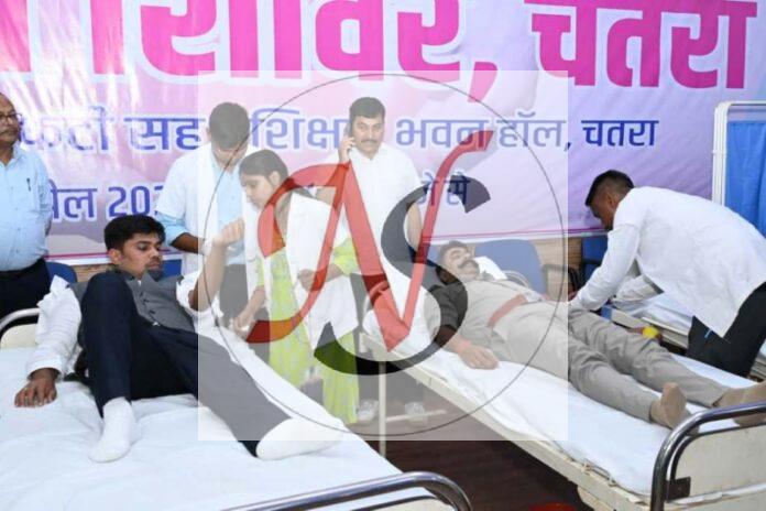 15 Shivir Me Rakt Dan Karte Dc, Sp & Any Chatra