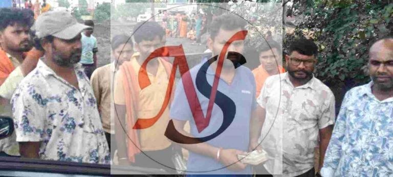 हायवा के टायर फटने से चालक की मौत; इंस्पेक्टर की पहल पर ₹4 लाख मुआवजा वार्ता के बाद जाम समाप्त