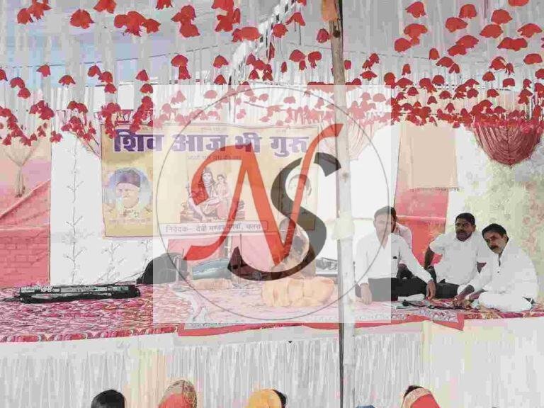 देवी मंडप में शिव गुरु गोष्ठी की धूम: सैकड़ों भक्तों ने ली गुरु दीक्षा; पाठी ने समझाए शिव भक्ति के तीन अटूट सूत्र