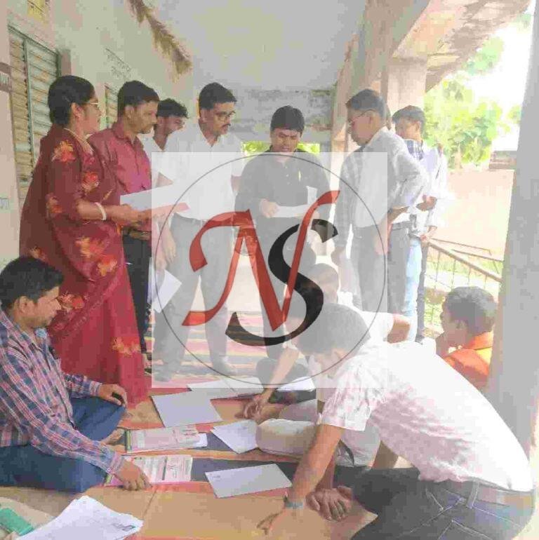 विशेष गहन पुनरीक्षण अभियान में तेजी, बीडीओ ने कई मतदान केंद्रों का किया औचक निरीक्षण