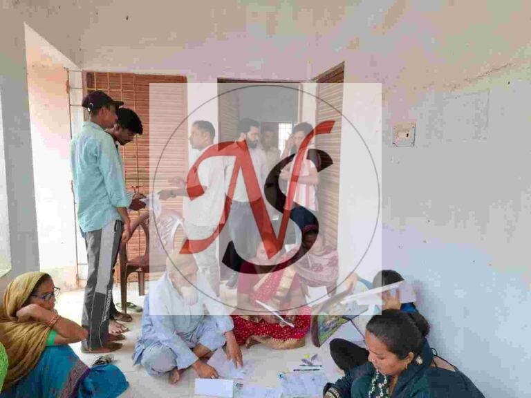 विशेष मतदाता पुनरीक्षण अभियान में तेजी, सभी 87 मतदान केंद्रों पर चुनाव पाठशाला आयोजित