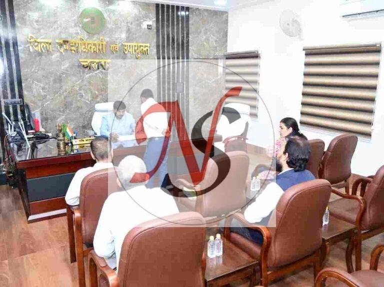 प्रधानमंत्री पोषण योजना समेत विभिन्न जनकल्याणकारी योजनाओं की उपायुक्त ने की समीक्षा