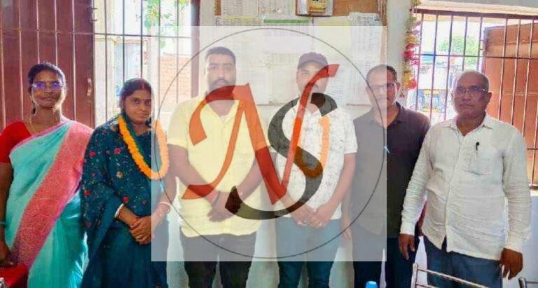 मयूरहंड और इटखोरी के विद्यालयों में विद्यालय प्रबंधन समिति का चुनाव संपन्न