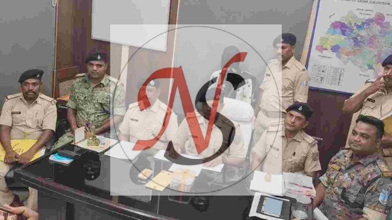 घर में हुई चोरी का पुलिस ने किया खुलासा, तीन आरोपी गिरफ्तार
