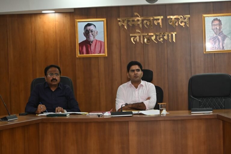 आईटीआई प्रशिक्षणार्थियों को छात्रवृत्ति योजना से आच्छादित करें : उपायुक्त*