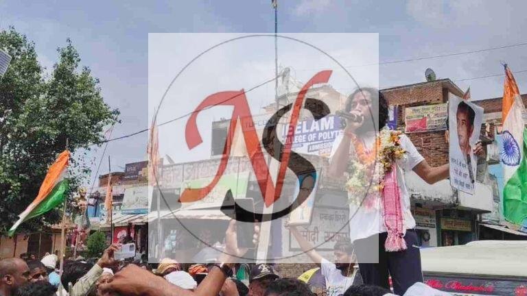 छात्र नेता देवेंद्र नाथ महतो का जोरदार स्वागत