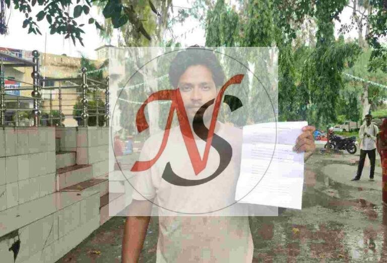 व्हाट्सऐप लिंक पर क्लिक करते ही खाते से निकले 9,999 रुपये