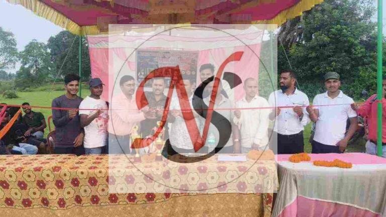 फुटबॉल टूर्नामेंट का भव्य आगाज