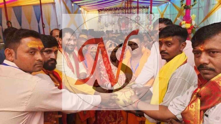 भव्य कलश यात्रा के साथ गणपति महोत्सव का शुभारंभ