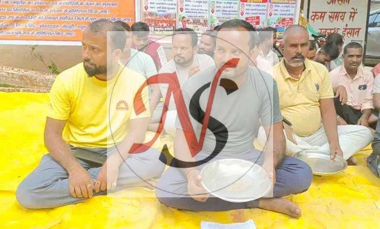 108 एम्बुलेंस कर्मियों का आंदोलन सातवें दिन भी जारी, भिक्षाटन कर लगाई गुहार
