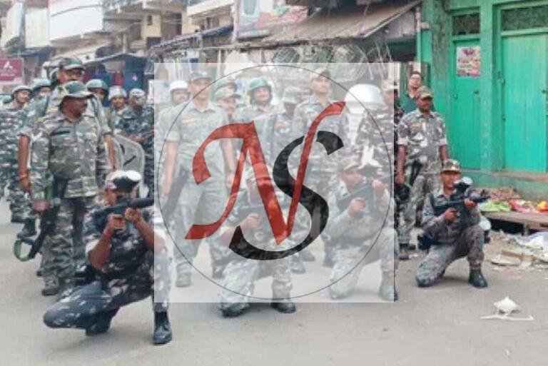 दुर्गापूजा से पहले पुलिस का शक्ति प्रदर्शन: केसरी चौक पर मॉक ड्रिल, वाटर कैनन और फायरिंग का डेमो, शहर में फ्लैग मार्च