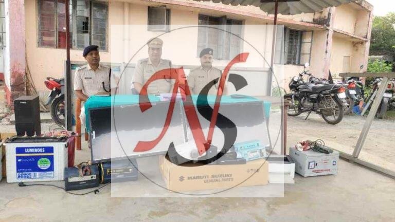 पंचायत भवन चोरीकांड का पुलिस ने किया खुलासा, चार आरोपी गिरफ्तार