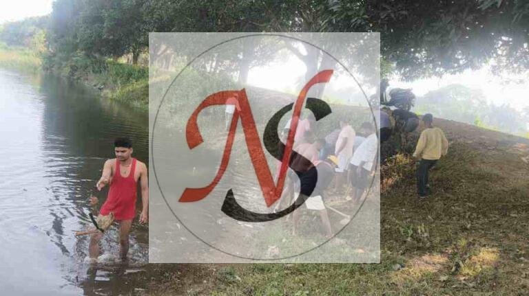 कलश यात्रा से पहले श्रमदान, युवाओं ने चमकाया तालाब