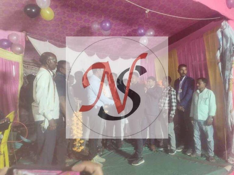 दुर्गा पूजा पर तीन दिवसीय रंगारंग सांस्कृतिक कार्यक्रम का भव्य आयोजन; नाटक और लोक नृत्य ने मोहा मन