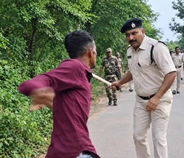 रुद्दी गांव में सीआईएसएफ जवानों और ग्रामीणों के बीच तीखी बहस, वीडियो वायरल